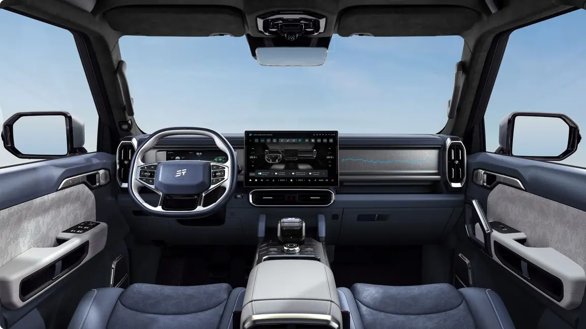 Luxury Interior<br>Advanced Technology
