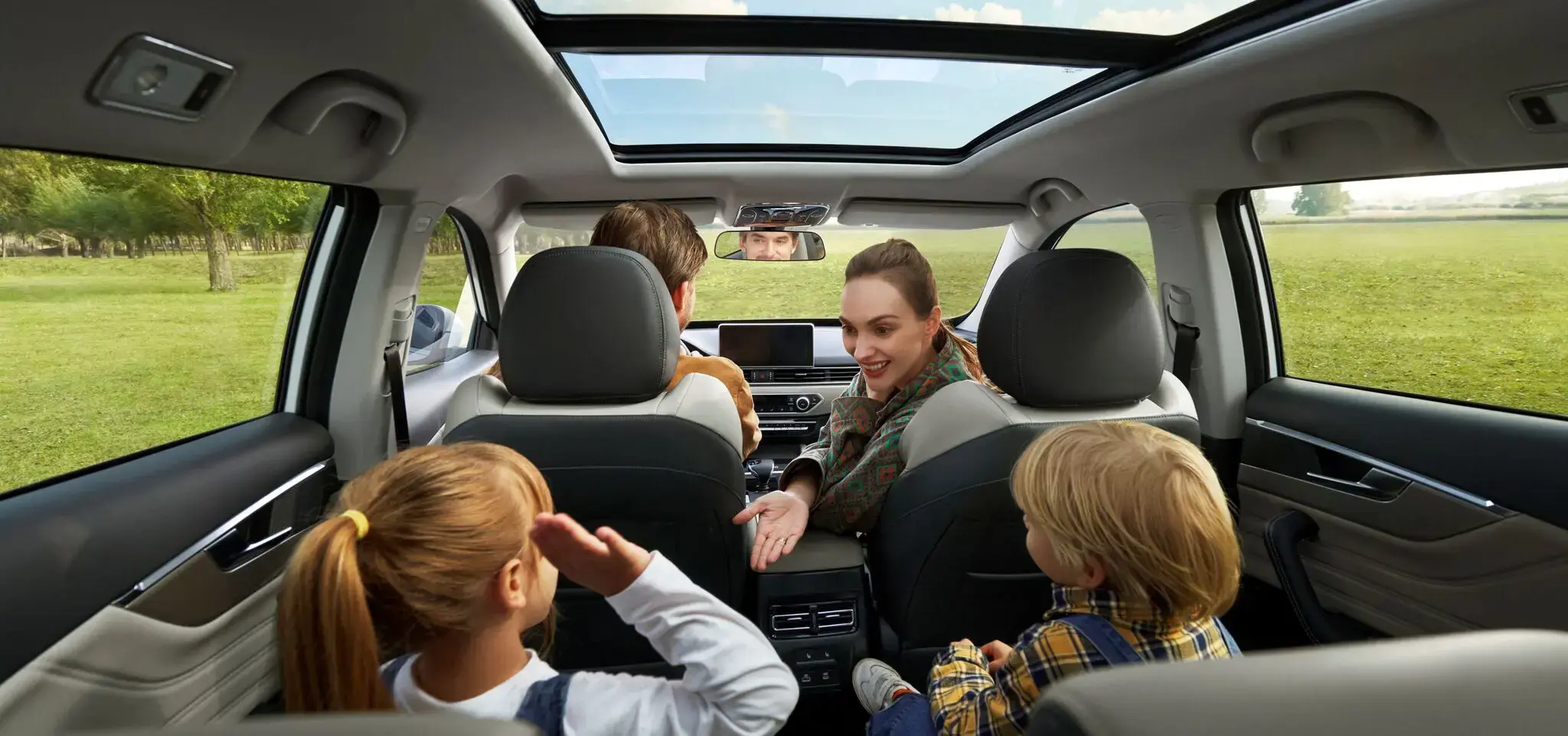 Spacious Cabin with Panoramic Sunroof